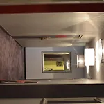 La Nouvelle Passerelle Hotel Décines-Charpieu