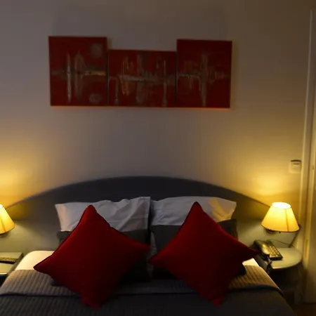 La Nouvelle Passerelle Hotel 2*