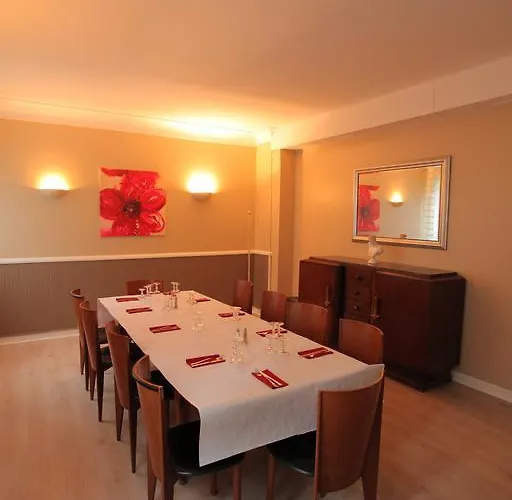 Hotell La Nouvelle Passerelle 2*