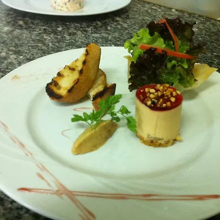 La Nouvelle Passerelle ホテル 2*