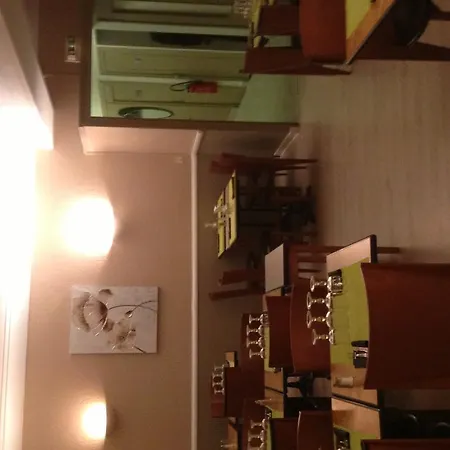 La Nouvelle Passerelle デシーヌ・シャルピュー